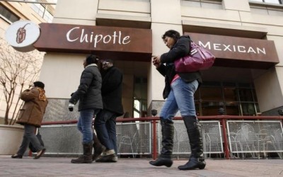 Chipotle goes GMO-free in first for fast-food sector