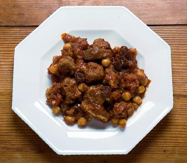 Picture of Tagine of Mutton with Chick Peas